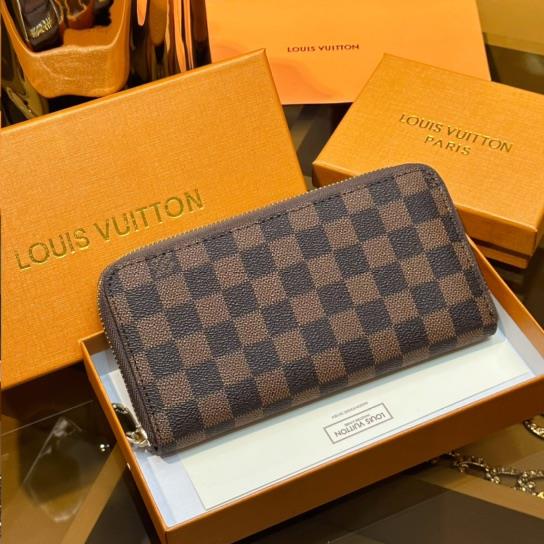 LV 財布