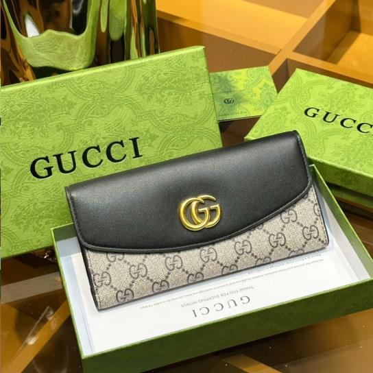 GUCCI 財布