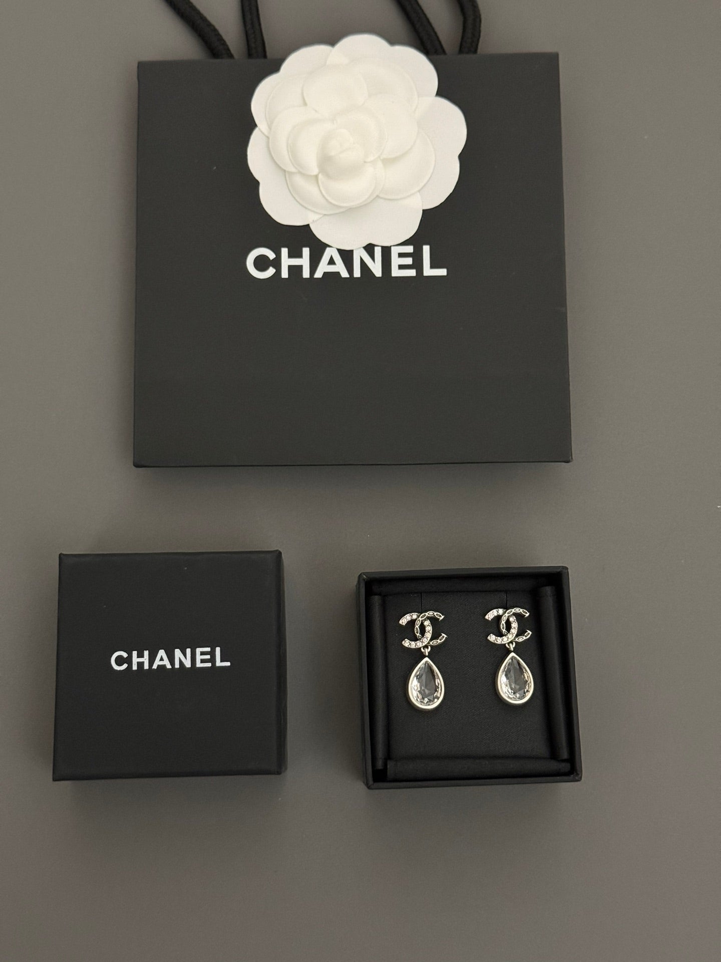 【アンティーク調が可愛い♪】CHANEL シャネル ピアス CCロゴ