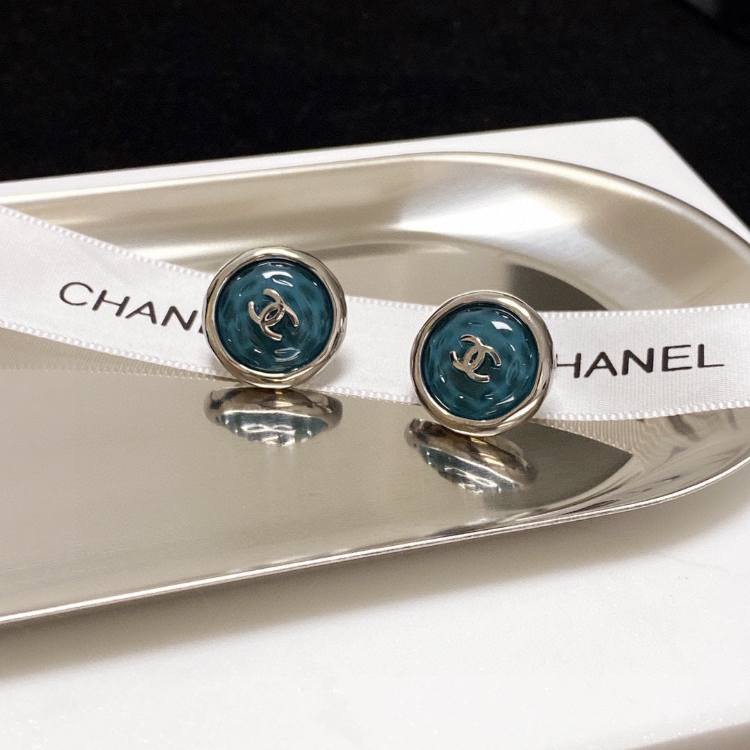 CHANEL イヤリング